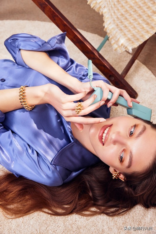 卡地亚戒指手镯一套,卡地亚黑色宝石戒指经典款