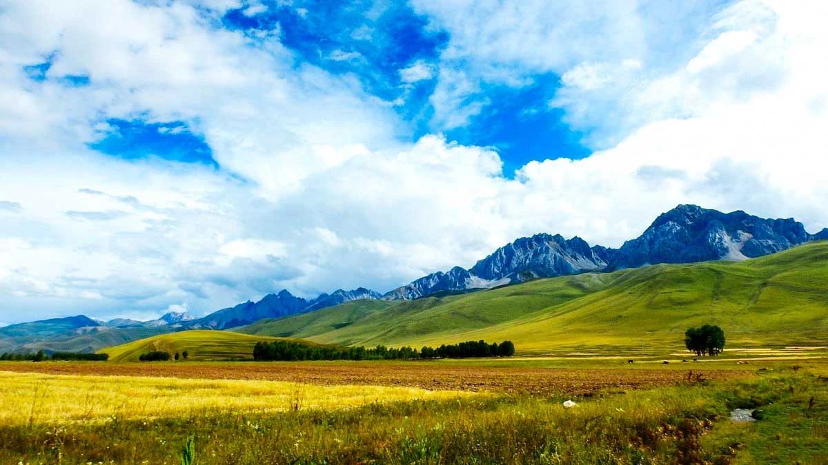 甘孜稻城亚丁景区圣水门优惠,甘孜免门票景点到什么时候