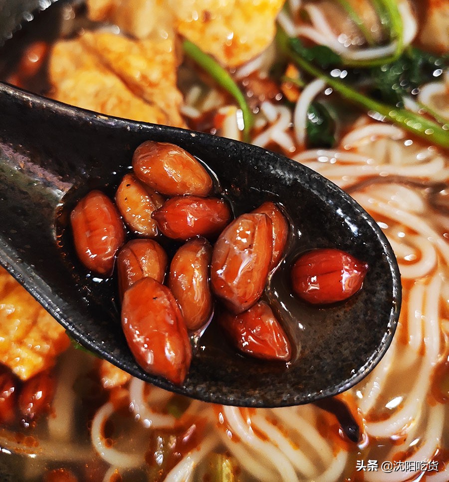 螺蛳粉探店吃粉,螺蛳粉探店初体验