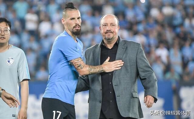 万达将获600亿投资王健林身价,贝大师谈大连足球队