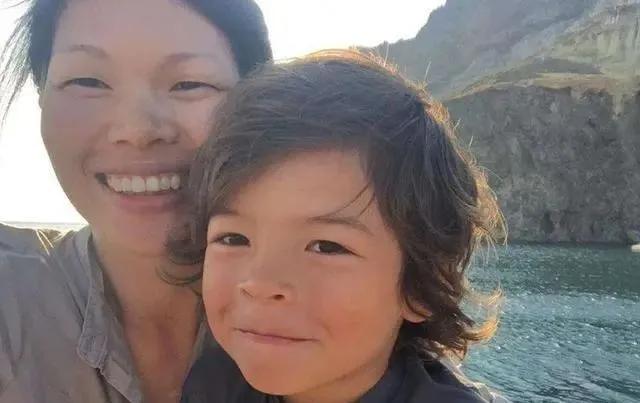 吕燕长得这么丑为什么能火,吕燕怎么成名的