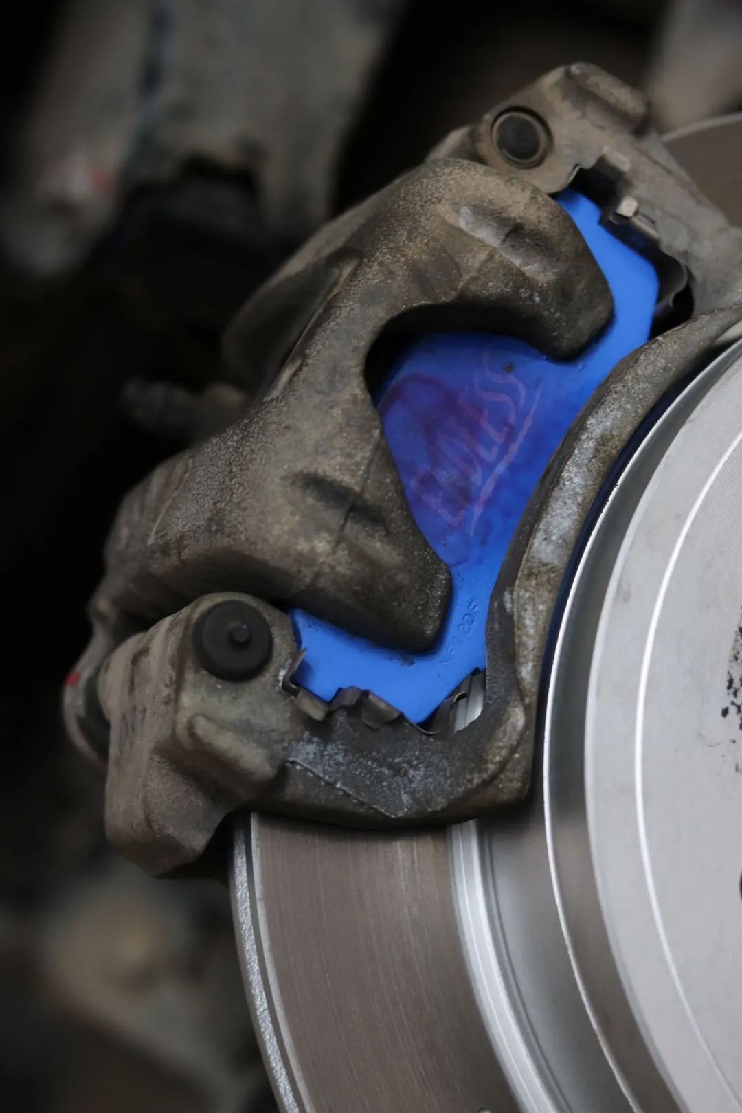 怪兽修车翻新奥迪q7,怪兽修车翻新视频