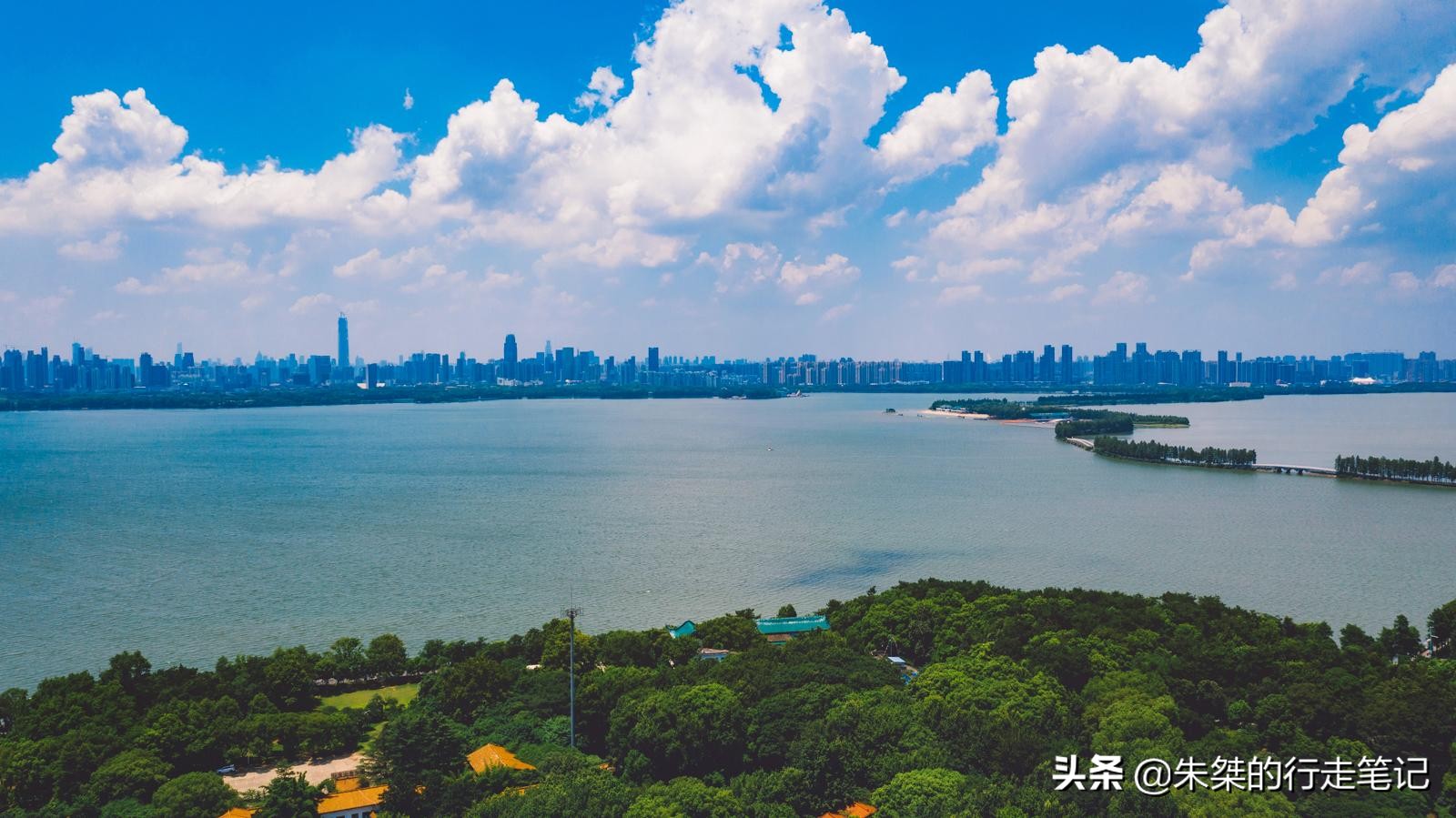 武汉是全球公认的三大赏樱胜地,世界三大赏樱胜地是无锡还是武汉