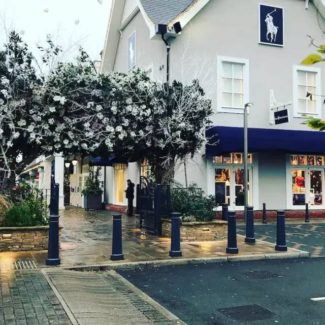 奥特莱斯为什么便宜因为有猫腻,美特斯邦威奥特莱斯为啥这么便宜