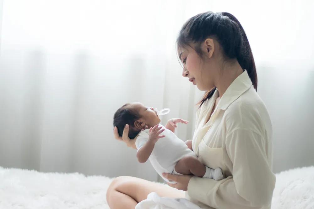 奶水不够怎样解决,奶水不够怎么解决