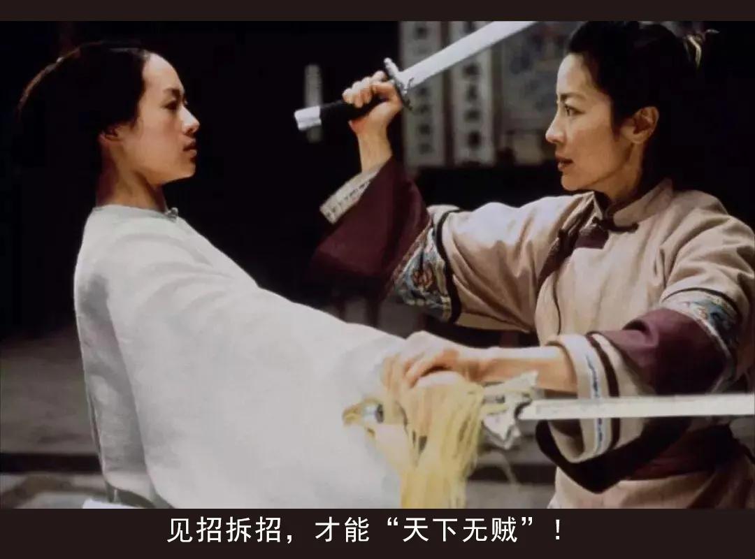 彻底慌了！囧贼得手后，手机落下了……