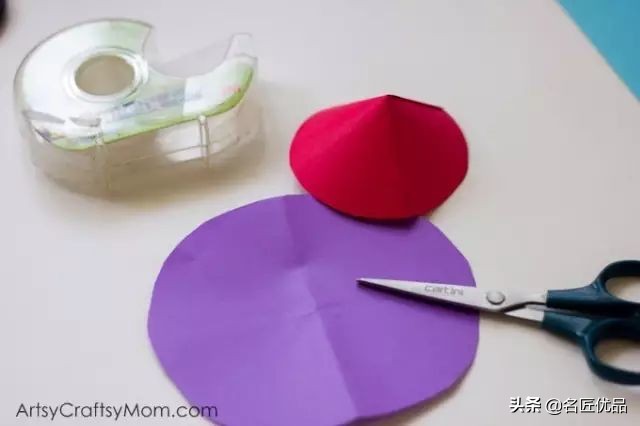 用两个纸杯手工制作纸杯娃娃,用纸杯做的纸杯手工