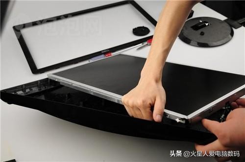 如何挑选一款合适的显示器,电脑小白如何挑选一款好的显示器