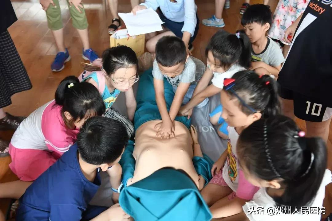 就医难挂号难,看病难挂号难挂专家号更难