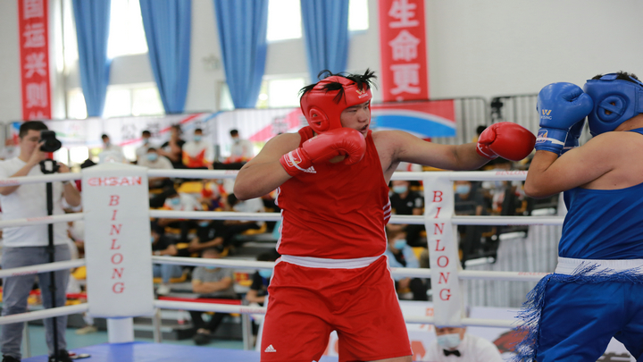 2019全疆青少年拳击锦标赛视频,2021年新疆青少年拳击比赛69公斤