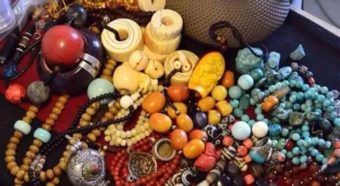 蓝色文玩有哪些品种,变色最快的五大文玩排名