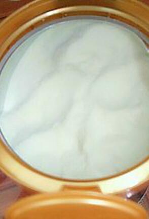 婴儿奶粉有颗粒挂壁还能喝吗,奶粉冲完有颗粒挂壁正常吗