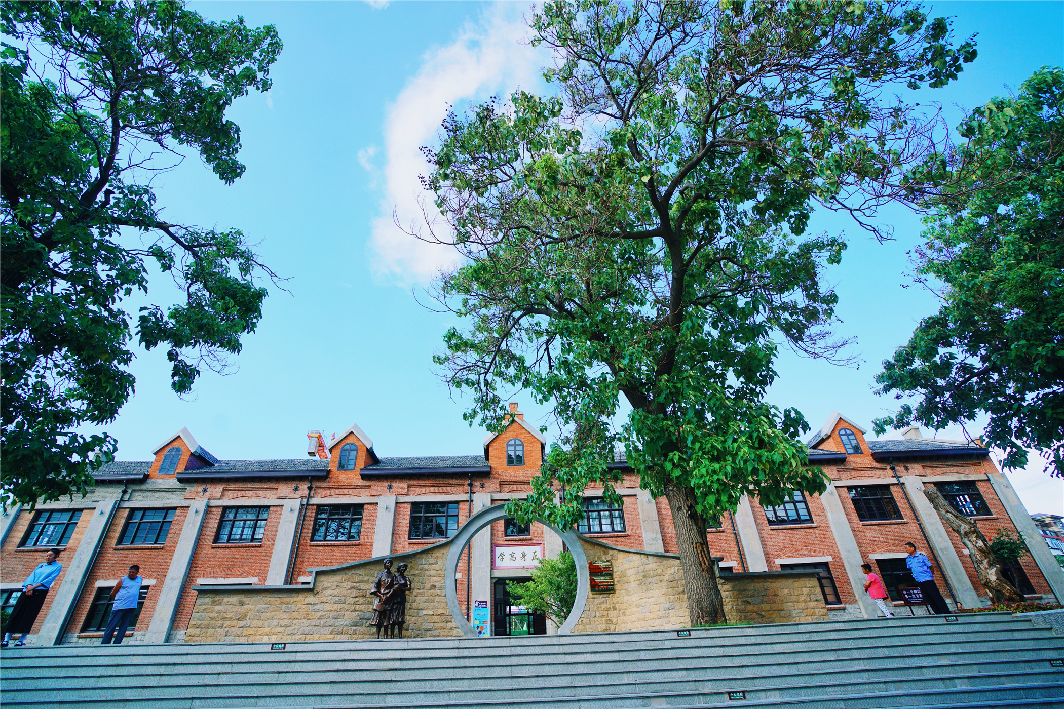 中国首家运动主题乐园,中国皮影戏乐园