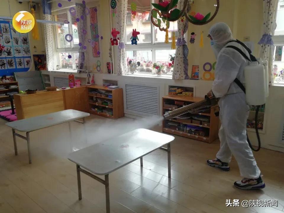 明天到底送不送？陕视记者探班幼儿园，消杀阵仗“吓”到记者