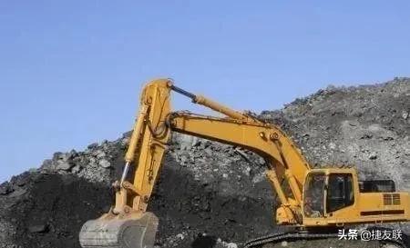 开挖掘机一个月工资多少,开挖掘机一个月两万