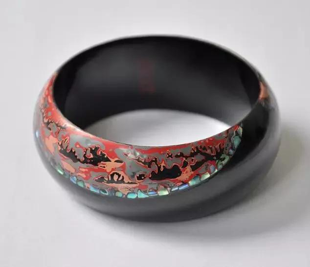 30岁女生适合的气质手镯,20多岁3000至5000元翡翠手镯推荐