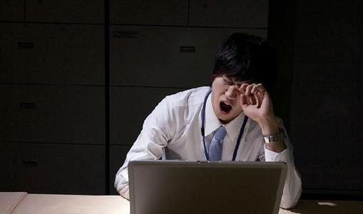 一觉醒来耳朵听不清楚,一觉醒来耳朵有电流音怎么回事