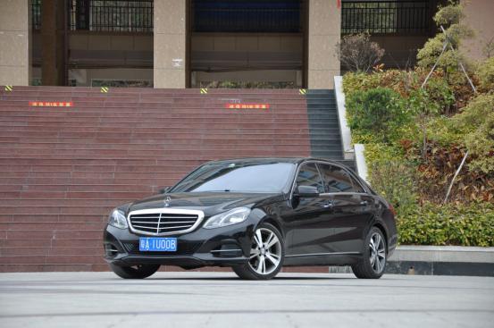 沉浸式体验2018款奔驰e320,2015款奔驰e320详细介绍