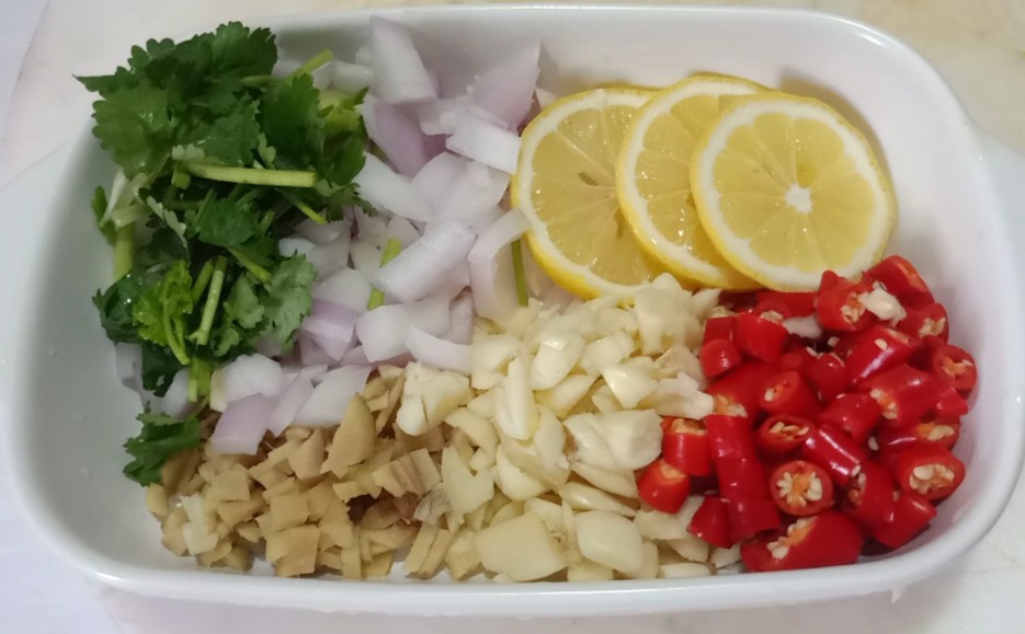 怎么做无骨酸辣鸡爪教程,最简单的酸辣无骨鸡爪怎么做