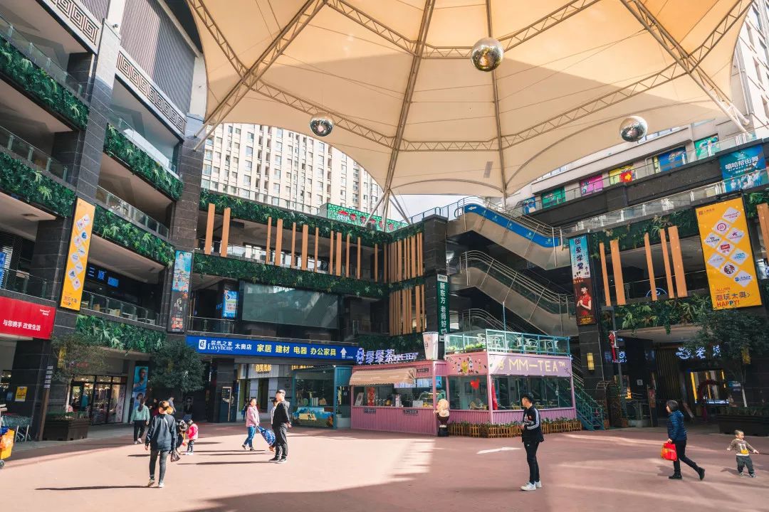 西安最热闹的几个商圈,西安最繁华商圈视频