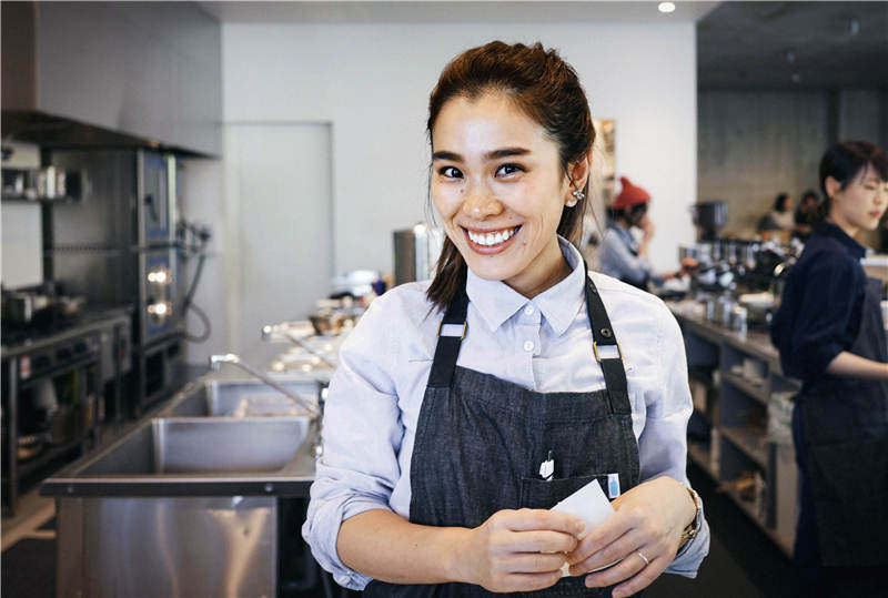 在咖啡馆办公是什么感受,为什么很多人喜欢在咖啡馆里工作