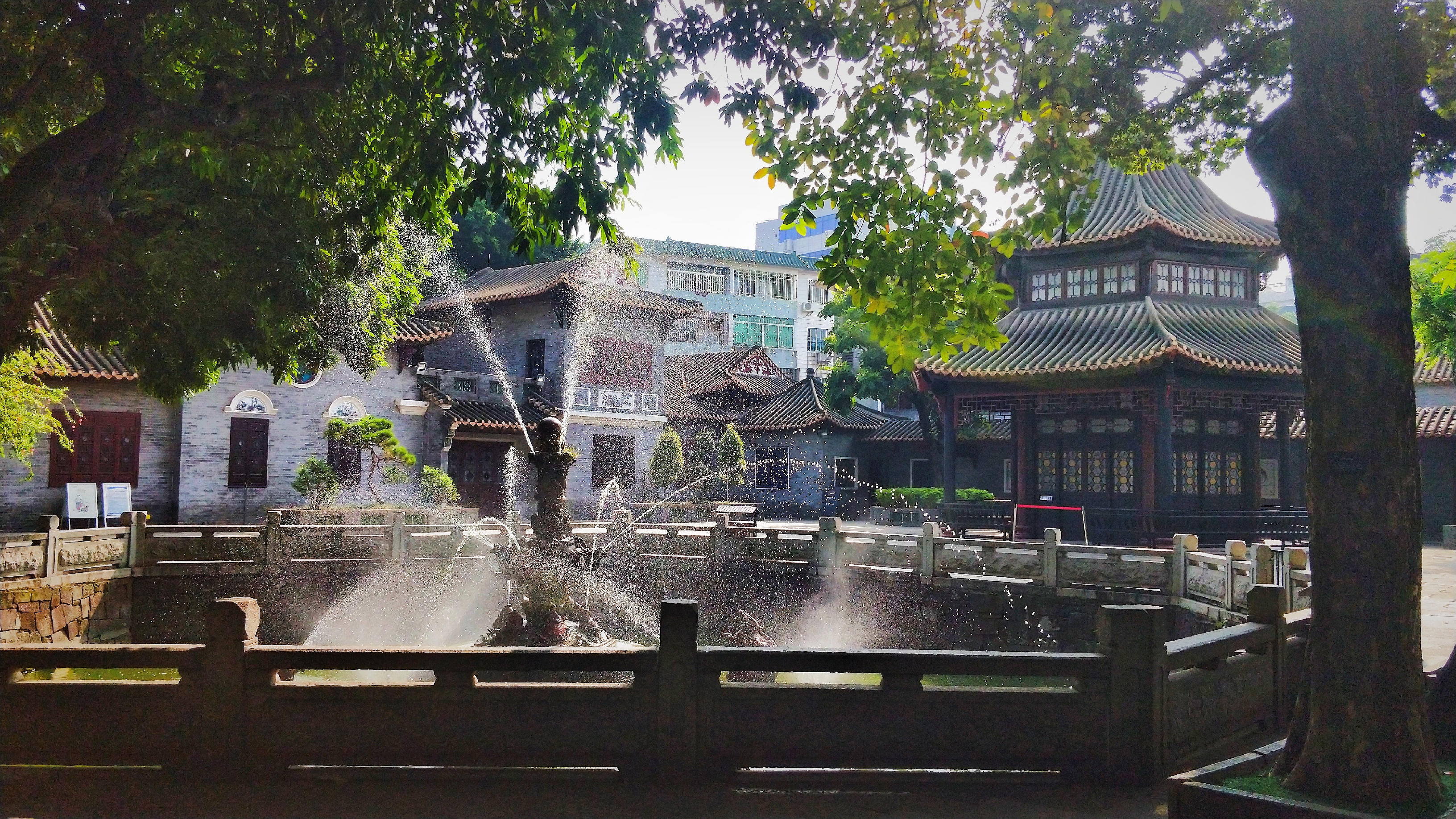 羊城八景彩色玻璃,顺德清晖园羊城八景图片