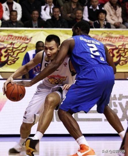 长知识答题,篮球黑哨的规则