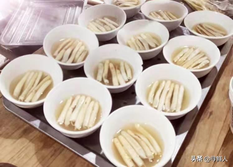 沙虫做的美味土笋冻你敢吃吗,土笋冻里面的虫子好吃吗