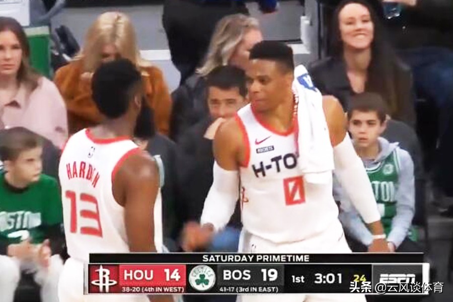 威少哈登随便一扔超远三分,哈登威少突破分球