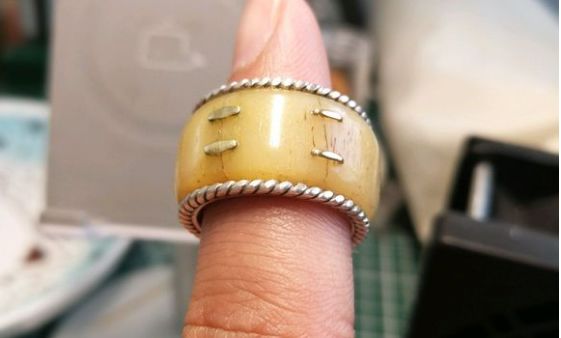 文玩石头怎么自己抛光,玉石边角碎了怎么补救