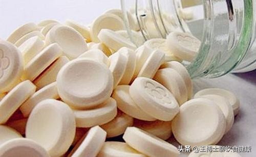 要不要给孩子吃钙片和维生素,要不要吃钙片健身