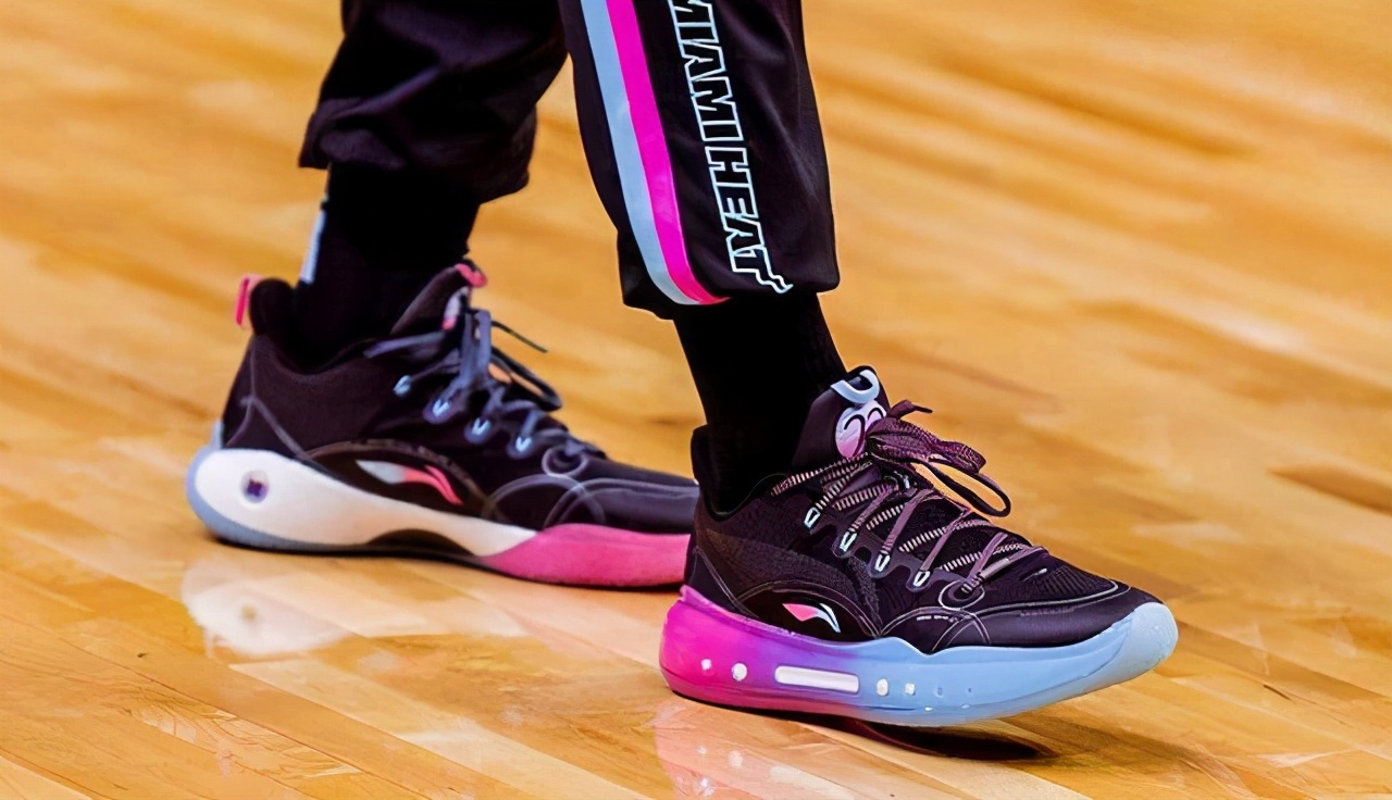 李宁回应炒鞋贩子,李宁安踏多款球鞋下架