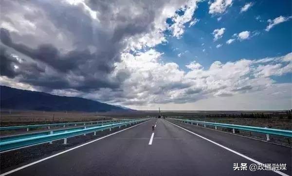 *疆新**首府乌鲁木齐再登央视！连续登上热搜榜！世界目光齐聚在这里