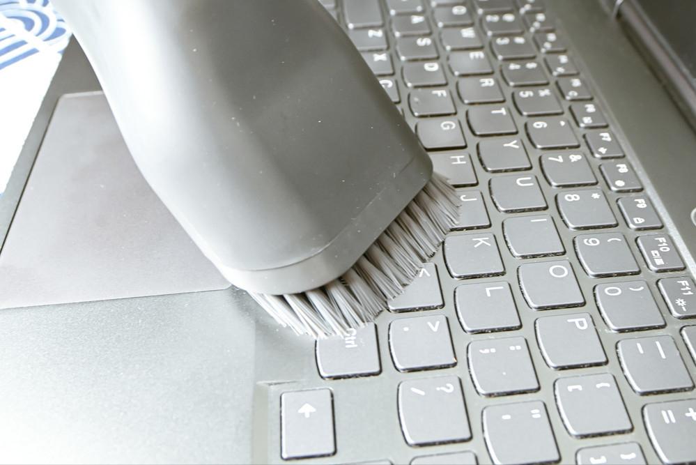 顺造Z11Max吸拖版“主动断发”吸尘器值得买吗？（附：戴森对比）