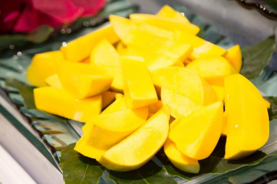 航母海鲜自助,陆家嘴自助帝王蟹