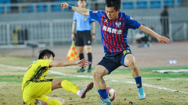 黄海青港队夺冠庆典,黄海青港王栋点球