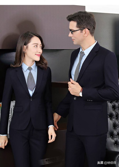 木子洗衣服的视频,木子工作服定制