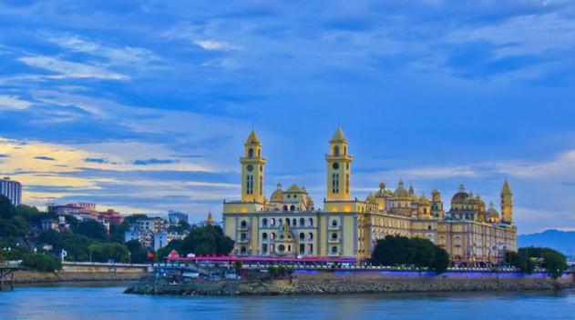 仰恩大学VS福建阳光学院，哪个学校好，你会选择谁？