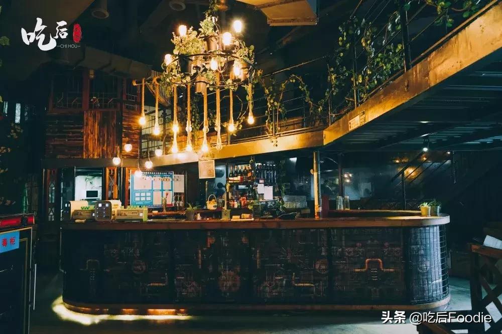 探店音乐烤吧美食,探店烧烤高级感