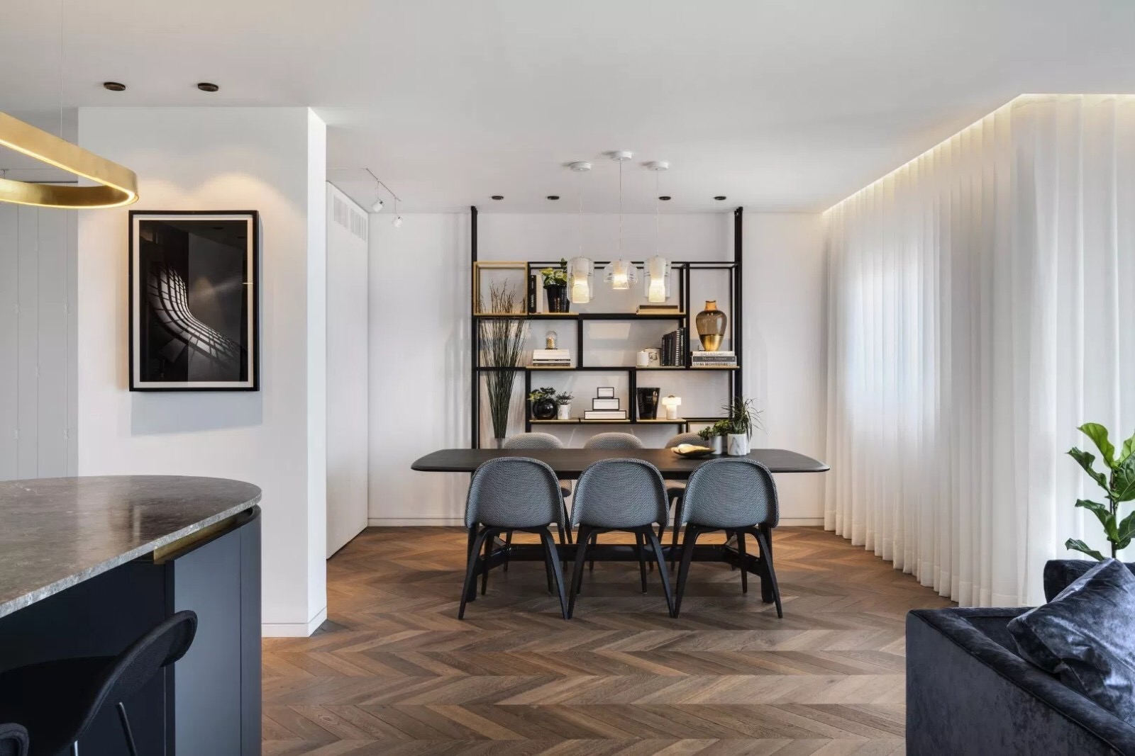 装吊顶赚钱吗,装吊顶危险吗