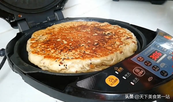 绿豆饼最好吃的做法,绿豆饼最家常的做法