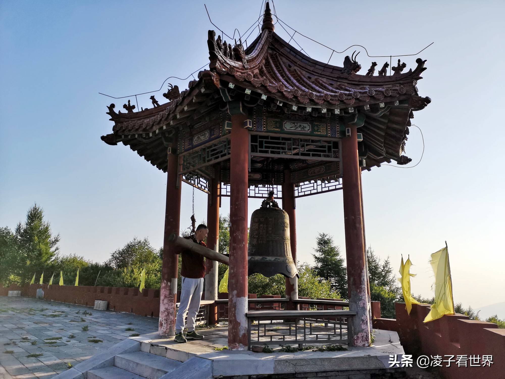 逃离北京40度高温,房山享受22度清凉,看银狐,逛古街吃铁锅炖