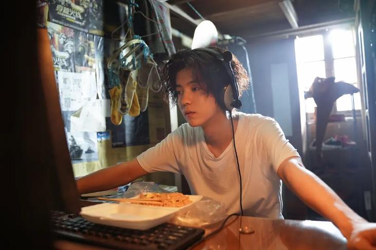 穿越火线鹿晗番外篇,穿越火线大结局鹿晗