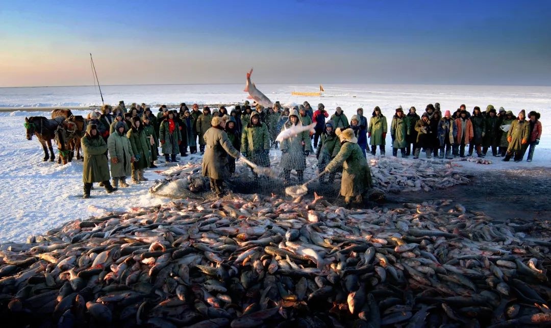 亲爱的黑龙江游客，开往吉林的G48次列车即将启程……