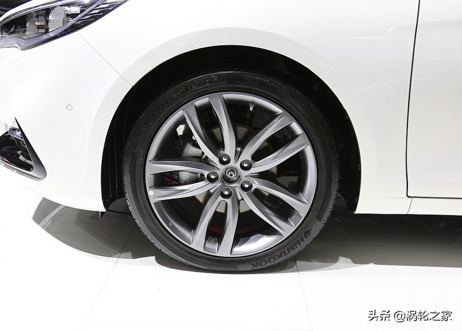 红旗轿车h5优缺点,h5红旗2022款优缺点