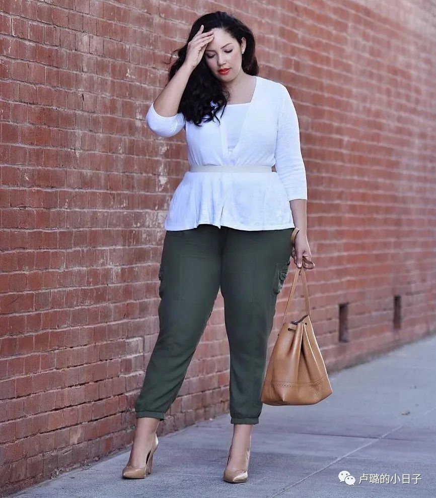 微胖遮肉显瘦,胖妹子看过来教你一招显瘦又百搭