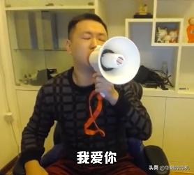 从杀马特“女仆”少女，到斗鱼一姐，她的手段太高明