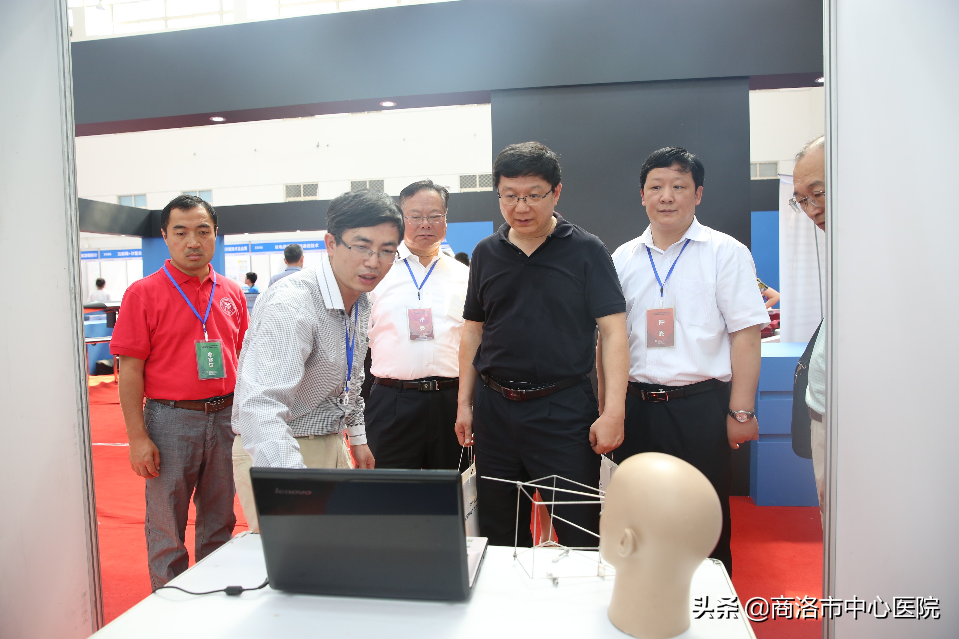 记省人大代表、商洛市首批有突出贡献拔尖人才、商洛市中心医院神经内科二病区主任周军