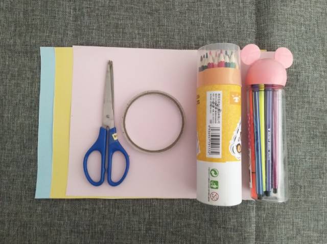 旺仔小泡芙幼儿折纸手工创意diy,折纸手工8-10岁简单的飞镖正方形