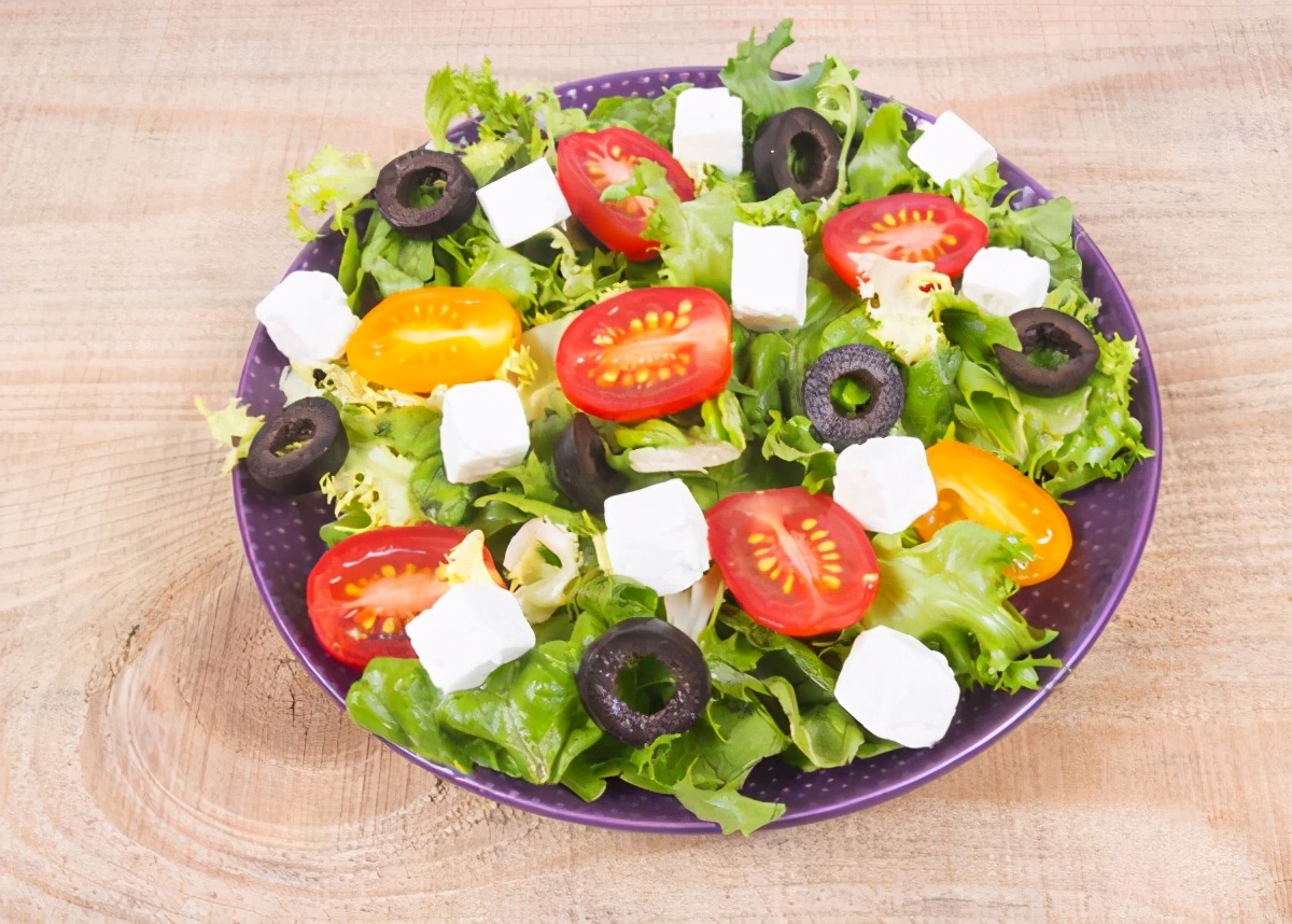 月经出现三个问题请注意,月经连续不断的来是什么原因